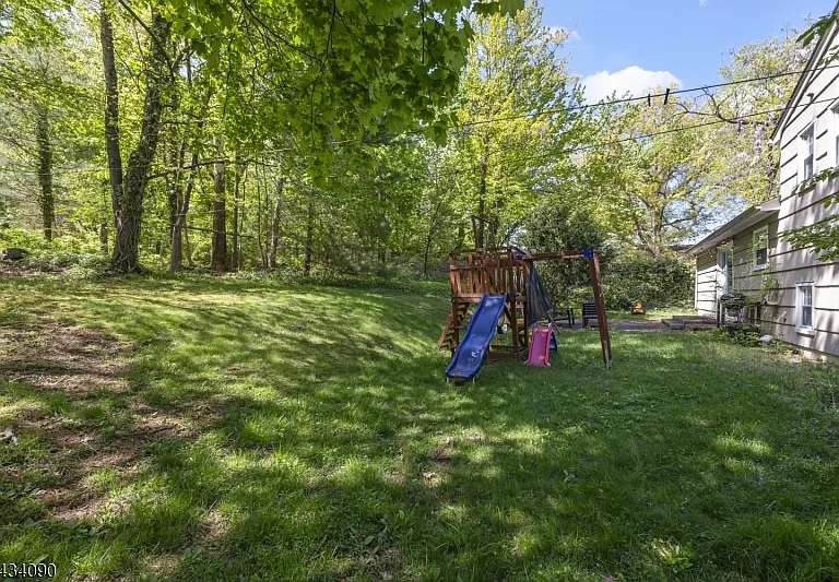28 Ethan Dr — Photo 32