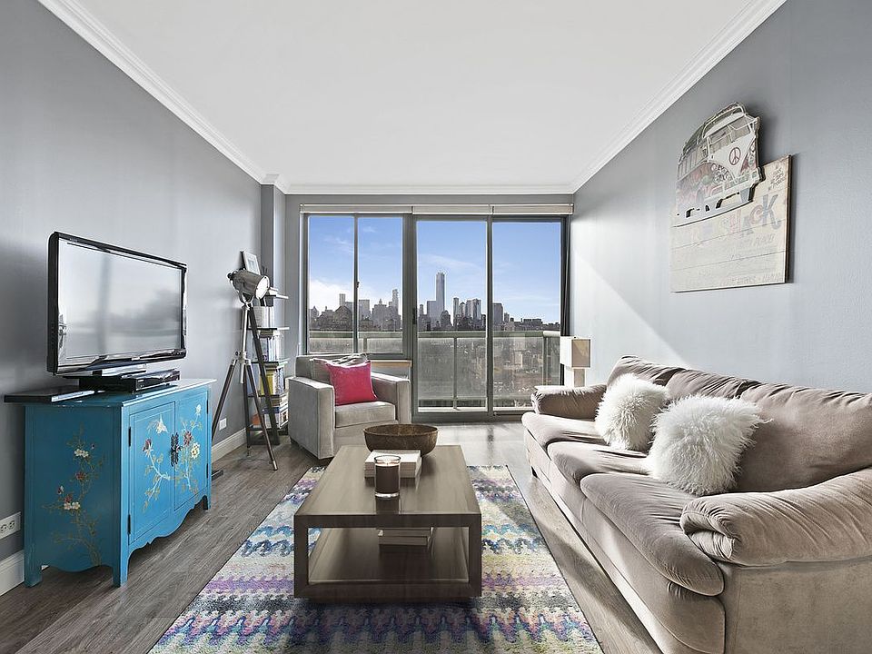 1st image of 22-26 W 15th St APT 17A