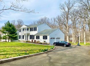 955 Sunset Rdg, Bridgewater, NJ 08807