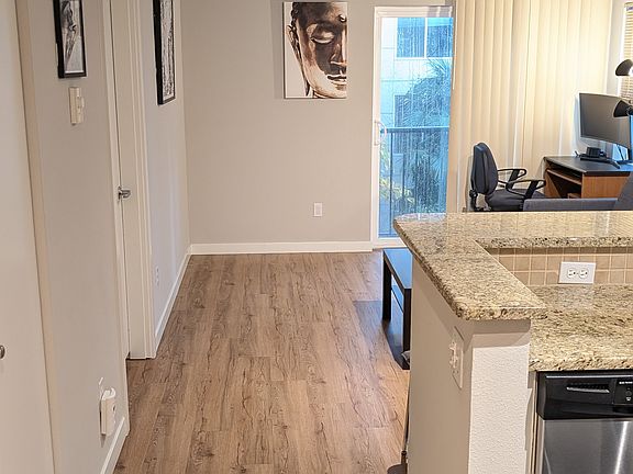 3rd image of 323 Queen Anne Ave N APT 314