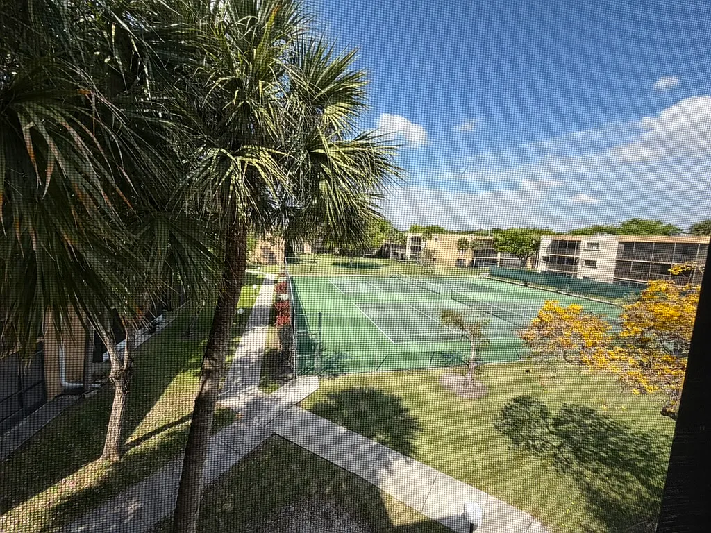 Building Photo - 8415 SW 107th Ave #369W