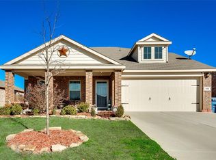 314 Azalea Dr, Nevada, TX 75173
