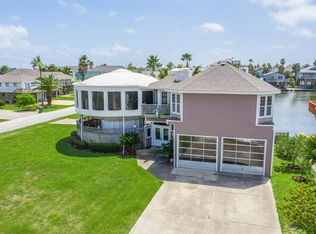 22101 Lampasas Dr, Galveston, TX 77554