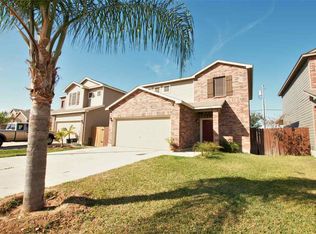 2032 Port Miami St, Laredo, TX 78045