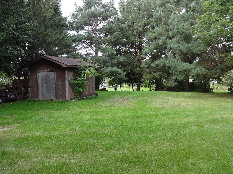 1st image of Crestwood Dr NE
