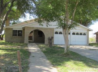 108 Edward St, Del Rio, TX 78840