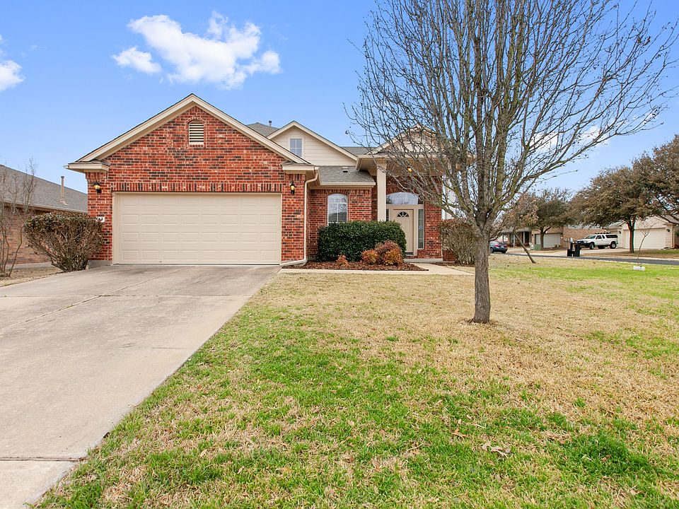 1st image of 3213 Lynnbrook Dr