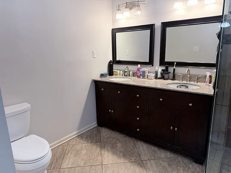 Main Batroom