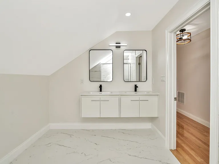 30 Hiawatha Rd #2 — Photo 10