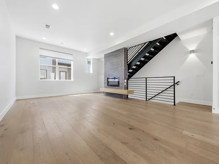 4100 E Iliff Ave #10 — Photo 4