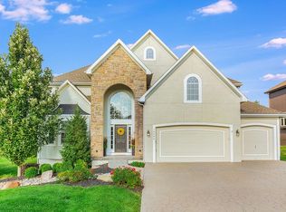 16204 Bluejacket St, Overland Park, KS 66221