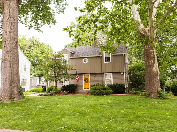 1822 SW Campbell Ave, Topeka, KS 66604