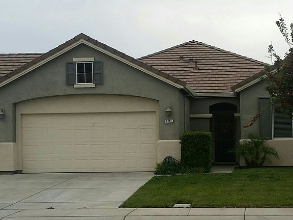 2nd image of 1711 Pagola Ave