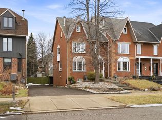 50 Edgewater Dr, Hamilton, ON