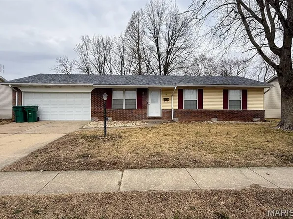 508 Dartmouth Dr, O'Fallon, IL 62269