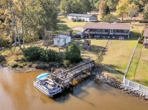 16 Padlock Dr, Cross Hill, SC 29332