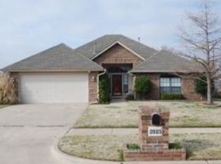 3925 Nicole Cir, Norman, OK 73072