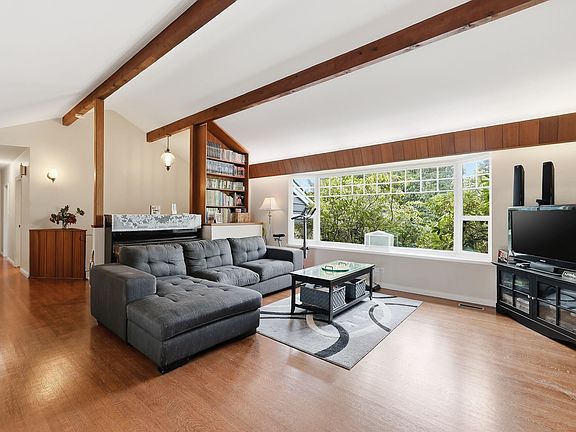 3rd image of 11936 Wicklow Way