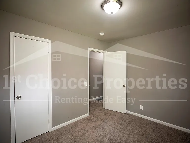 656 Kenwood Dr — Photo 19
