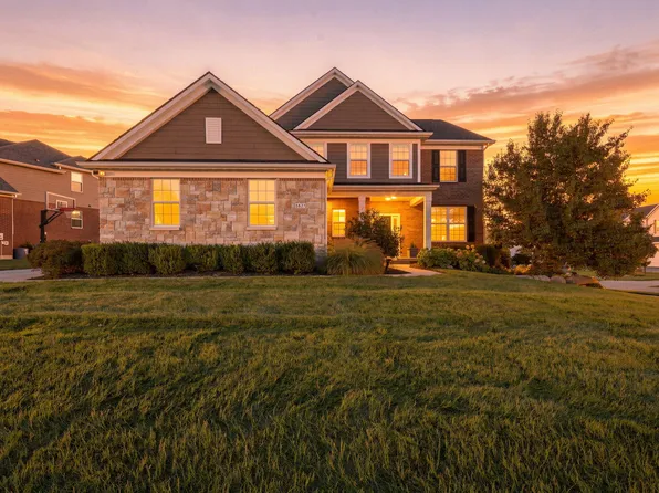 5887 Strawberry Cir, Commerce Township, MI 48382