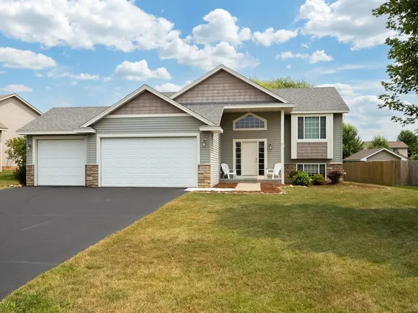 1826 Lincoln St, Cambridge, MN 55008