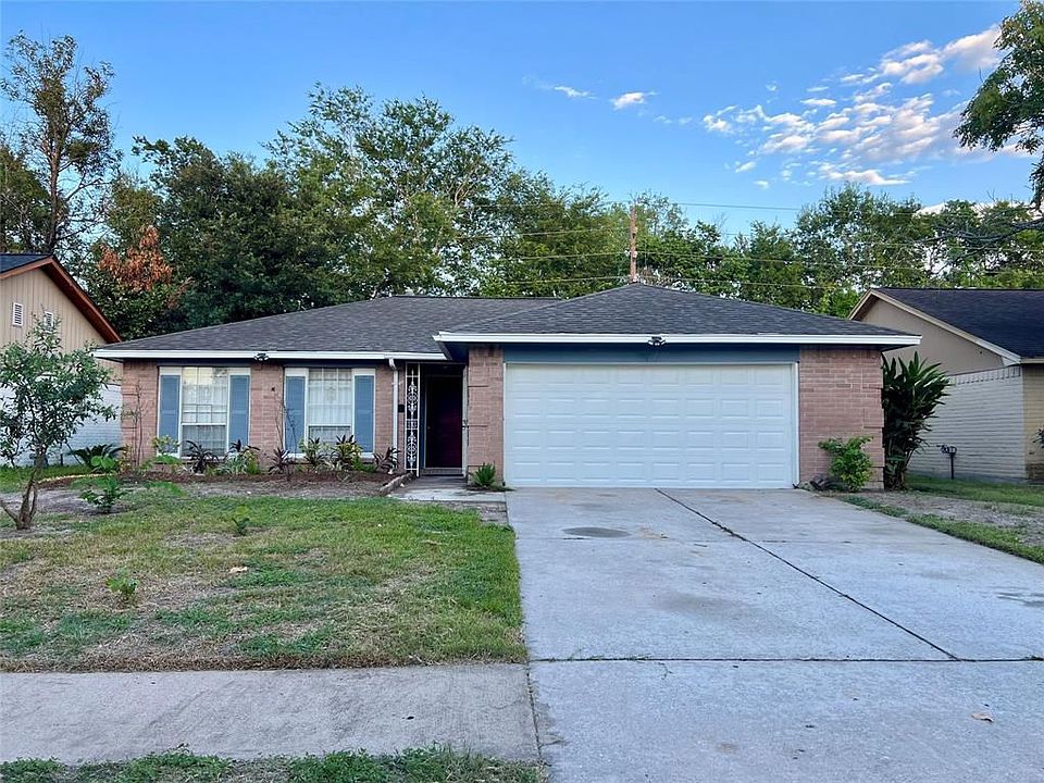 1st image of 11834 Welshpool Glen Dr