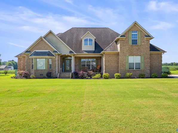 27624 Taylor Lynn Cir, Elkmont, AL 35620