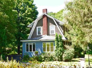 37 Lakehill Rd, Ballston Lake, NY 12019