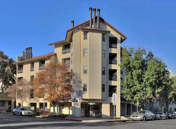 2nd image of 165 Forest Ave APT 3A