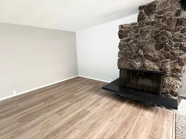 1503 Brown Dr — Photo 6