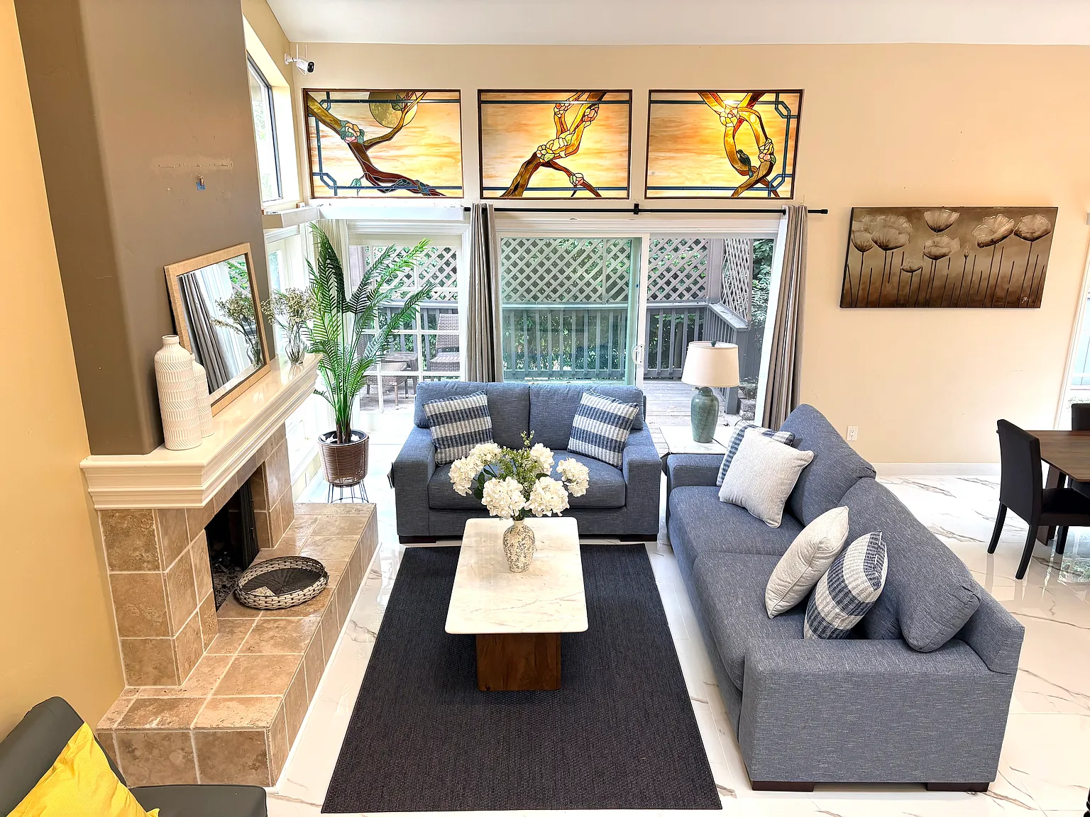 3 bed, 1704 sqft, $6,300 — Photo 3