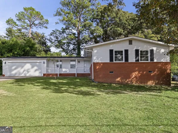 114 Forest Hill Dr, Warner Robins, GA 31088