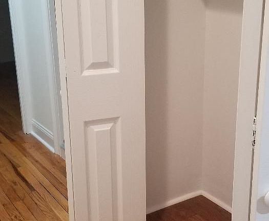 4th image of 231 E 89th St APT 5FE
