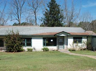 6061 Parker Rd, Red Level, AL 36474