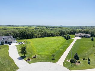 4922 Cedar Ln, Winterset, IA 50273