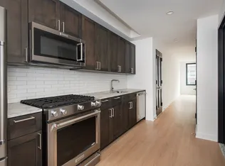 21 West End Avenue 1516 image 1 of 27