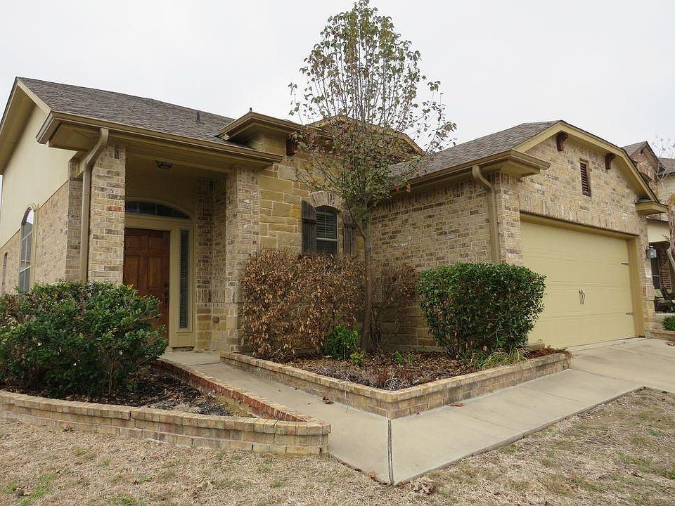 1st image of 6703 Golden Oak Ln