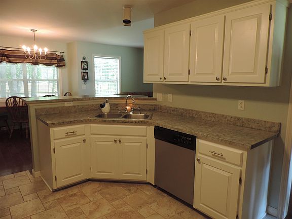 5th image of 2715 Cash Ct