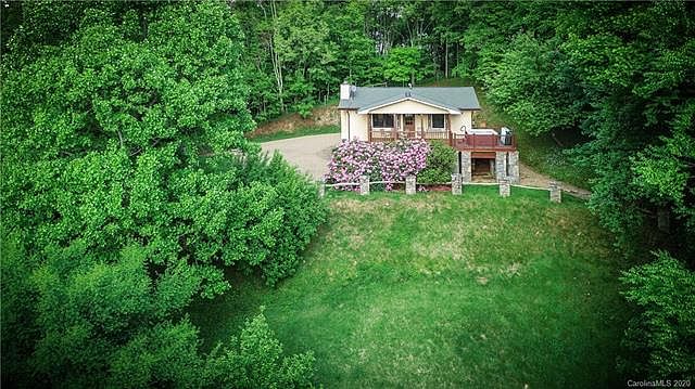 1st image of 281 Greenwood Ln