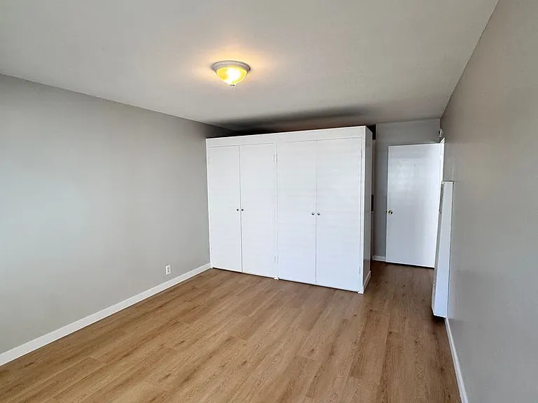 5201 E Anaheim Rd. — Photo 7