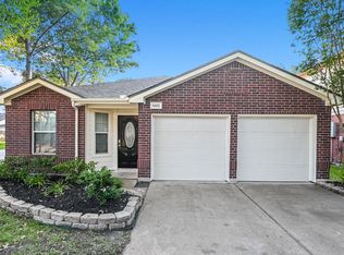 10403 Falling River Dr, Houston, TX 77095