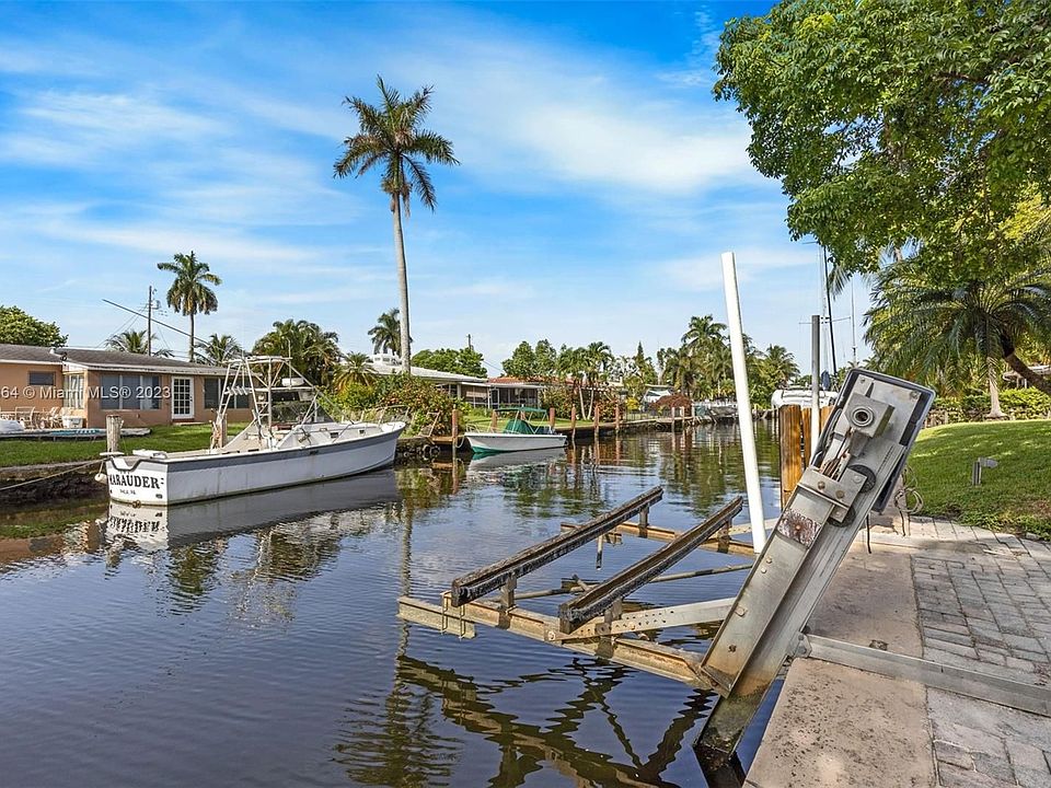 1st image of 1304 Tangelo Isle