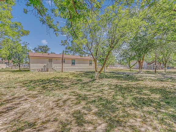 5th image of 441 Valle Los Nogales Dr