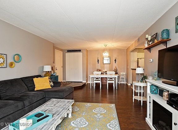 3rd image of 475 N Cass Ave APT 201