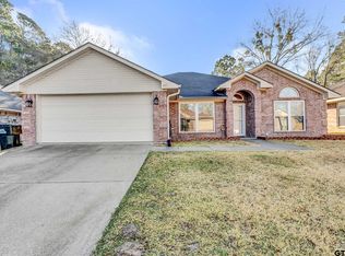 681 Frederick Cir, Flint, TX 75762