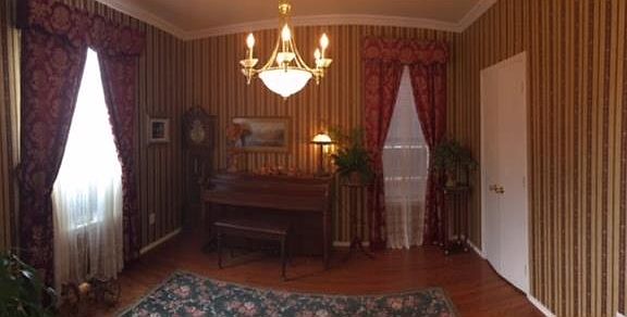 4th image of 9312 Leesburg Ct