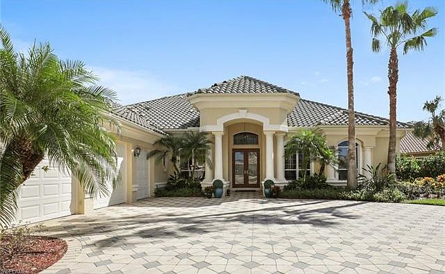 1st image of 2924 Gardens Blvd