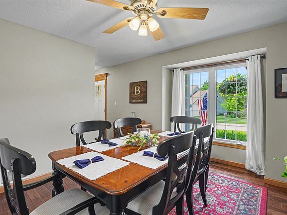 2nd image of 6845 Morningside Cir