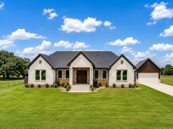 1720 Flintlock Ct, Angleton, TX 77515