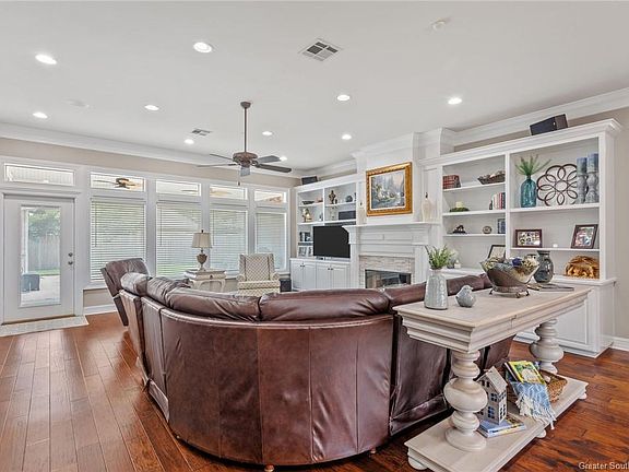 3rd image of 2411 Misty Wood Dr